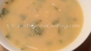 Creamy Turnip soup with White Kidney Beans (Sopa Cremosa de Nabo com Feijão Branco)